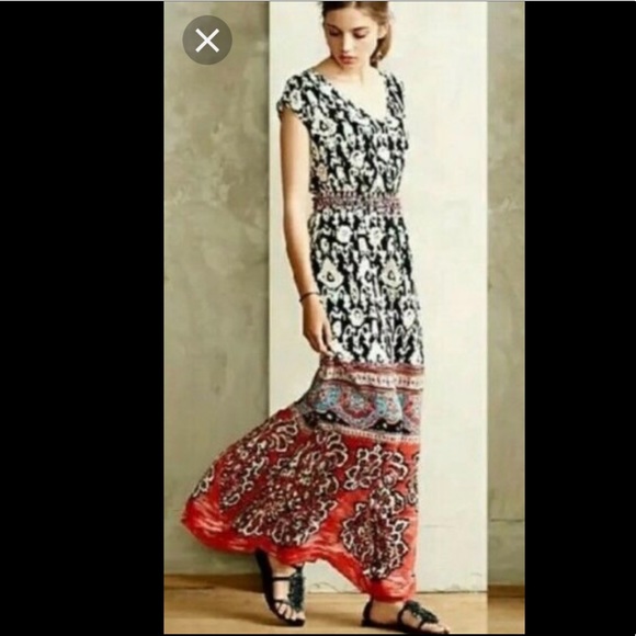 Anthropologie Dresses & Skirts - Anthropologie silk maxi dress with beading. Size 0